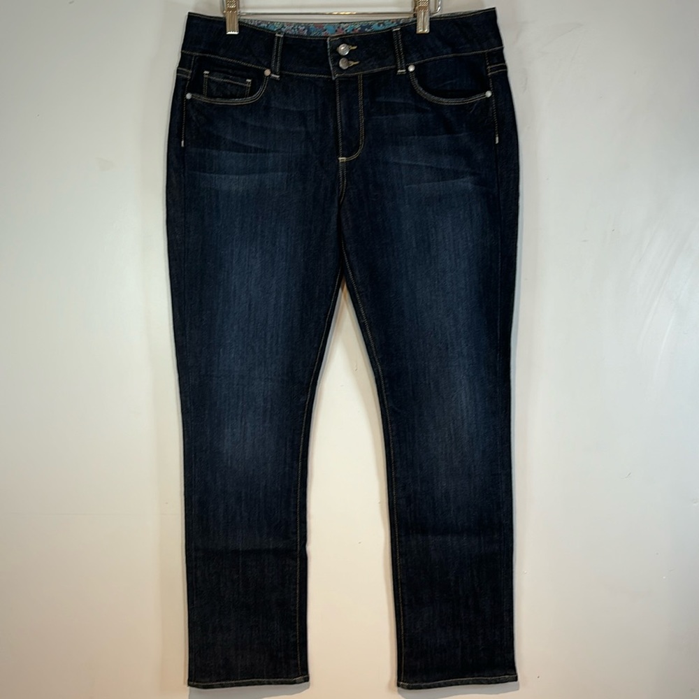 PAIGE “hidden hills” mid-rise dark wash denim straight leg jeans size 32